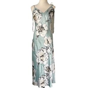Victoria's Secret Floral Chemise in Light Blue and White